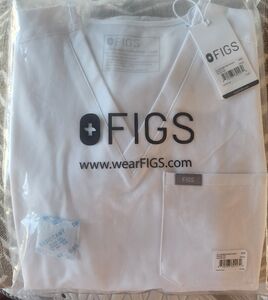 FIGS NWT Catarina One Pocket Scrub Top White XXS